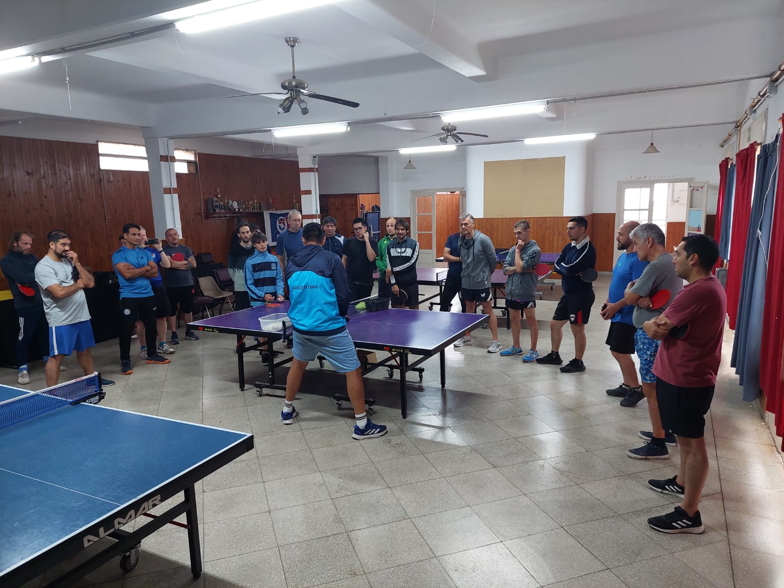 Se suman entrenadores en la Argentina